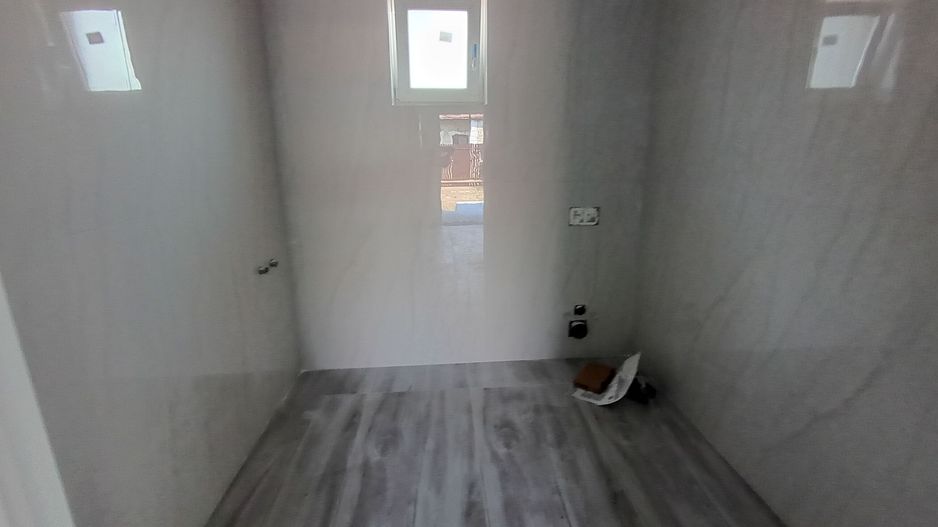 Sanandrei Casa Individuala Pe Parter, 3 Cam, Drum Asfaltat. Toate Utilitatiile - Poză 8