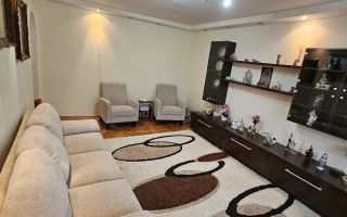 Apartament 3 camere Soarelui - Poză 2