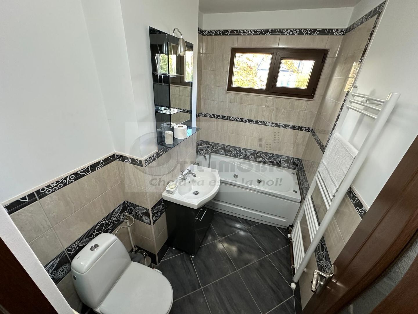 Apartament 2 camere • 50.53 mp • Etaj 1/4 • Zona Cantemir - 90.000 € - Poză 5