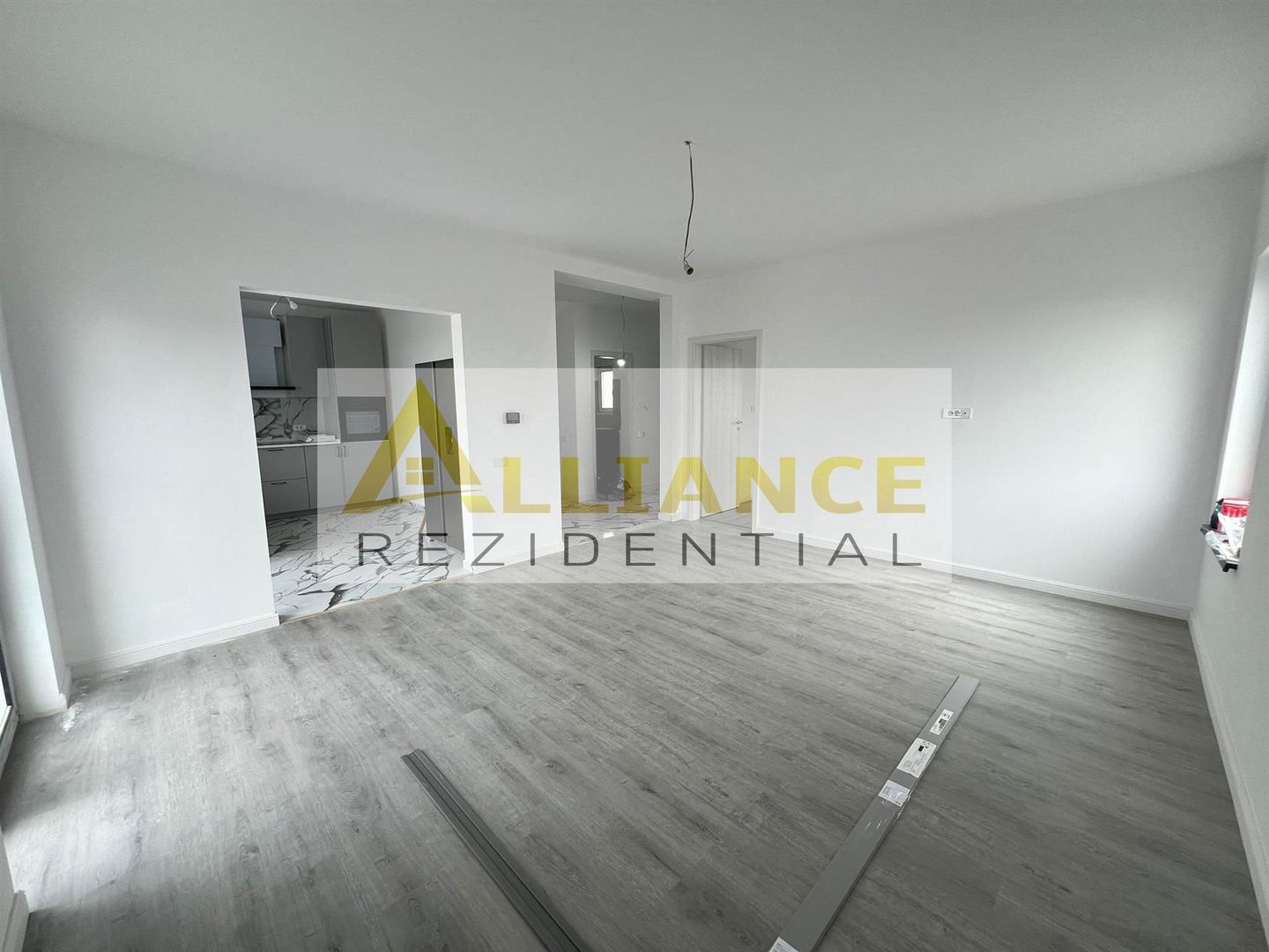 Casa Individuala P+M - 4 camere - Pompa de Caldura-Panouri Solare - Poză 6