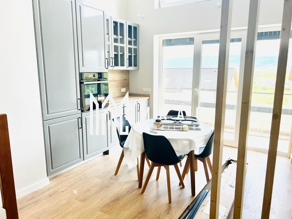 Apartament 4 camere | 100 MPU | La Cheie |  Cartier reziential - Poză 2