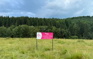 PARCELE DE VÂNZARE, pe malul râului BÂSCA, COMANDAU, COVASNA