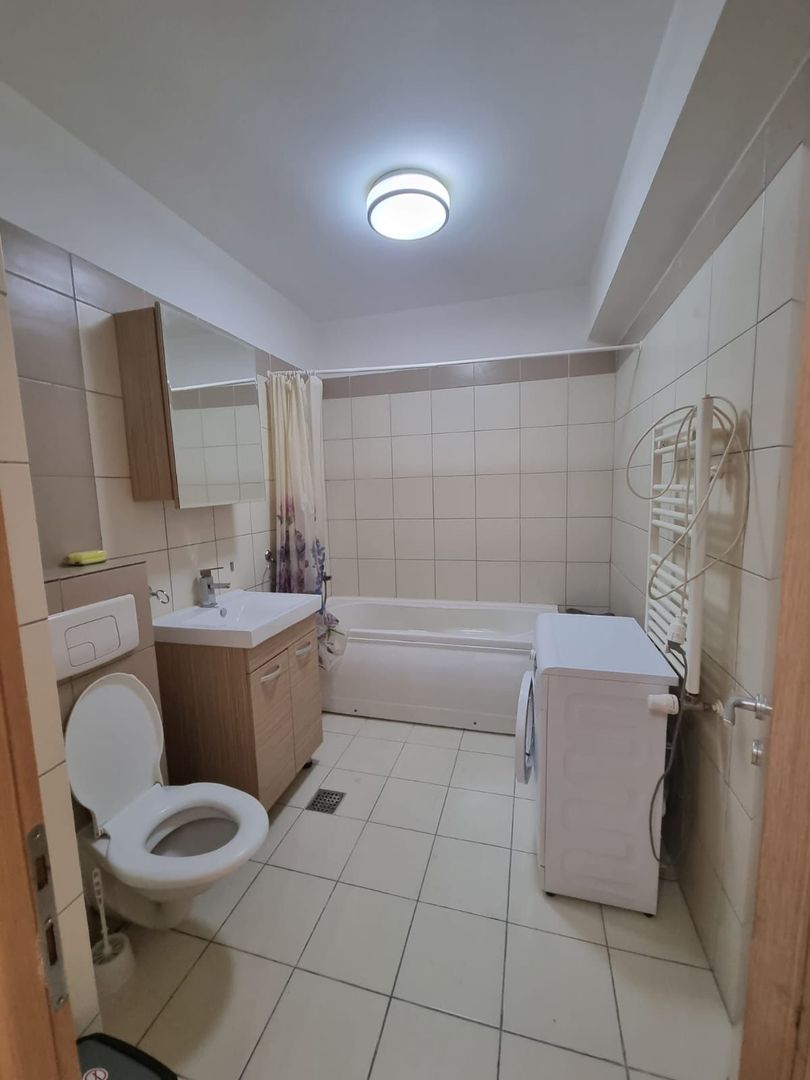 Garsonieră decomandată, centrală proprie, balcon, bloc 2010 - Poză 4