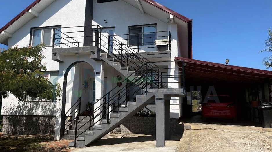 Casă de familie în Dorobant, zonă metropolitană, 253 mp, P+M+Pod, 2 apartamente decomandate, 2012 - Poză 1