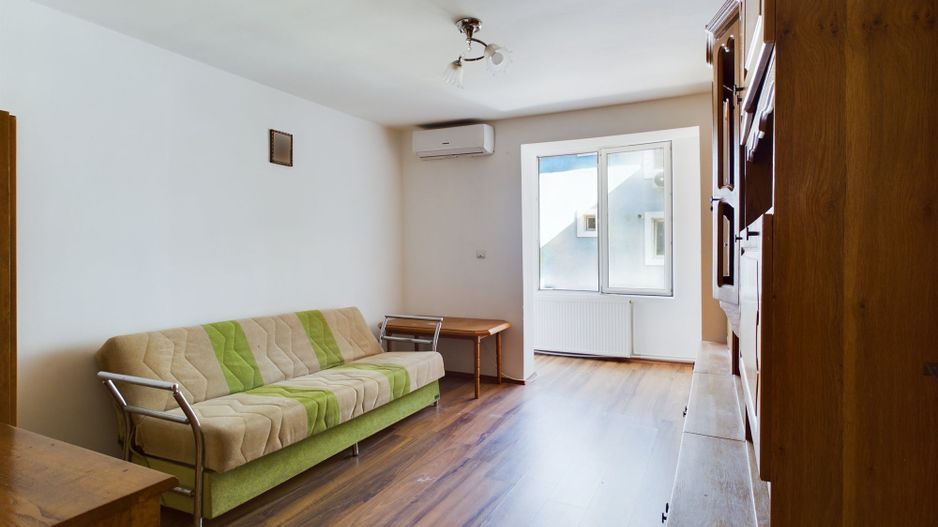 Apartament cu 3 camere, Hunedoarei - Poză 3