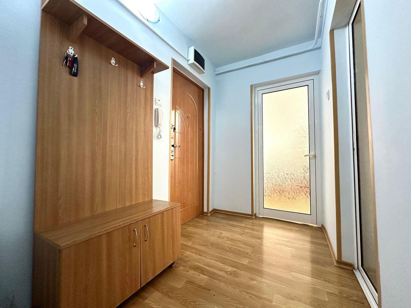 Apartament 3 camere, etaj intermediar - Poză 12