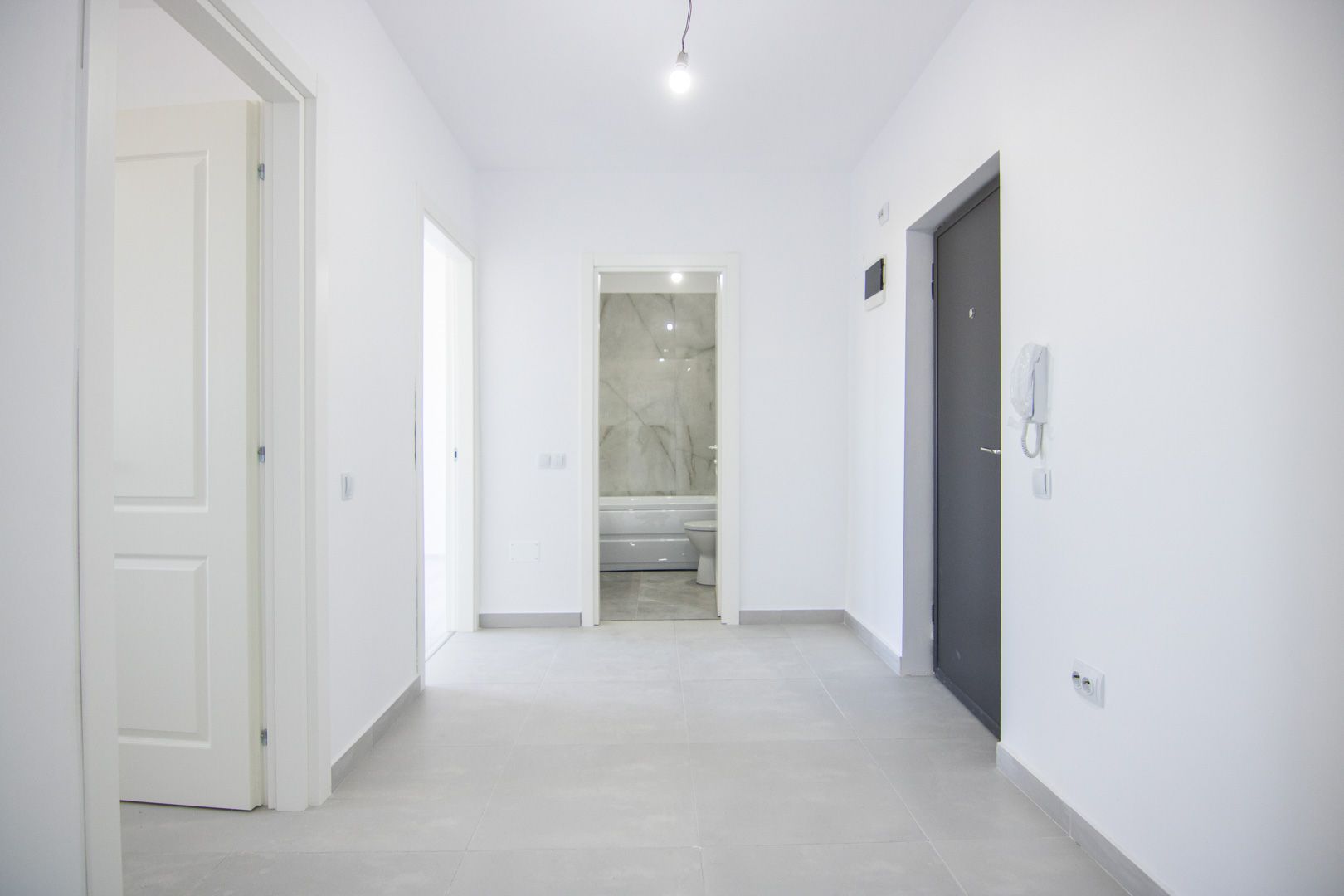 2 CAMERE – 150 mp CURTE – METROU PACII – AUTOGARA MILITARI  – COMISION 0% - Poză 4