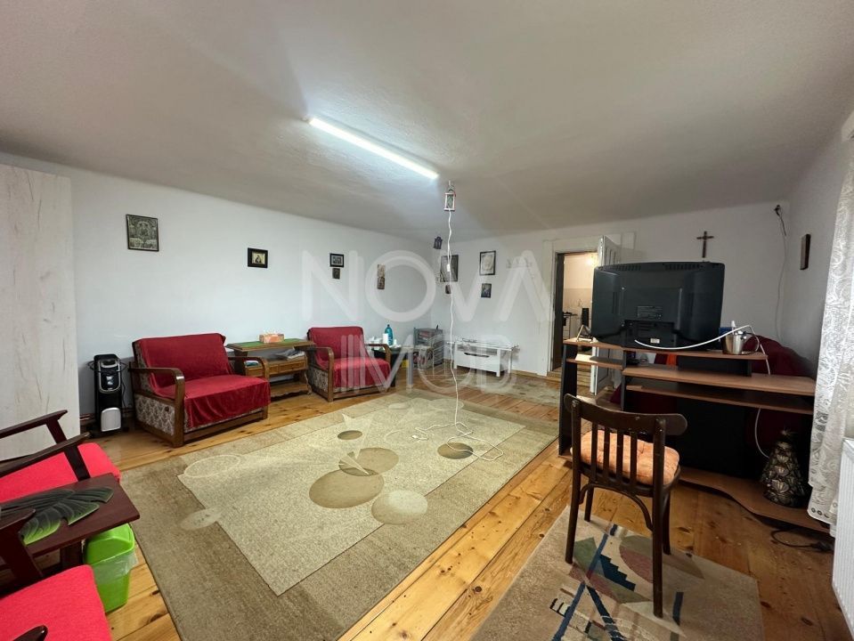 Casa individuala cu teren generos – 8.356 mp – Tichindeal, jud. Sibiu - Poză 5