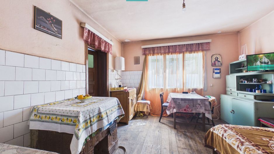 Casă în localitatea Gurahonț, județul Arad - Poză 10