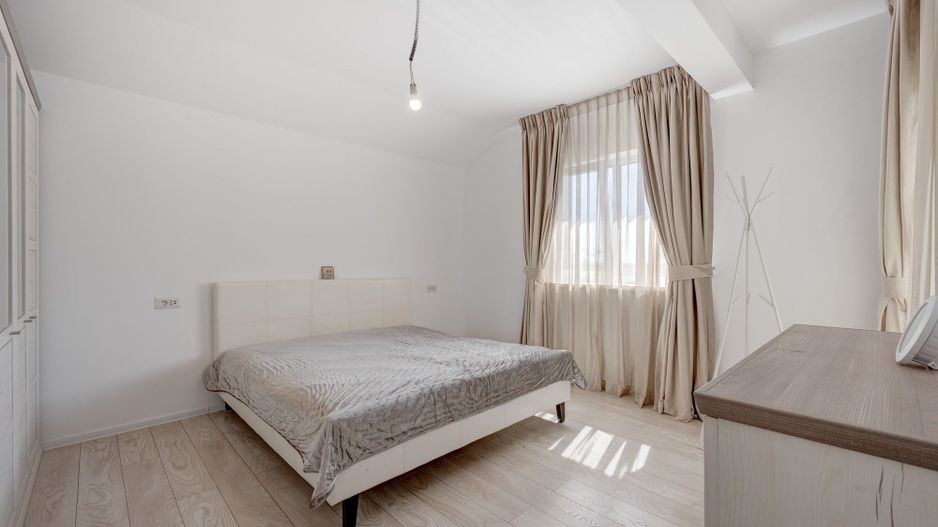 Casa cu Mesteceni!  Complex Lalelelor Domnești - Poză 43