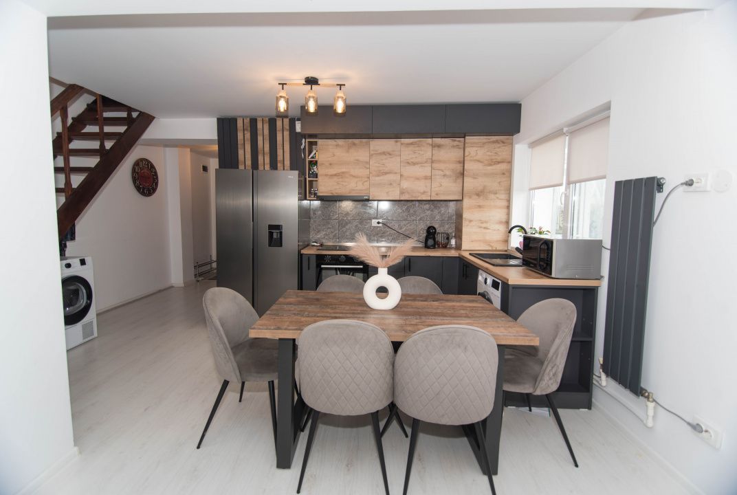 APARTAMENT 2 CAMERE - EREMIA - MOBILAT SI UTILAT - - Poză 3