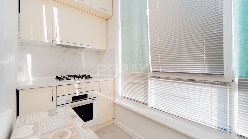 Vând apartament cu 1 cameră. st. Sprincenoaia - Poză 13