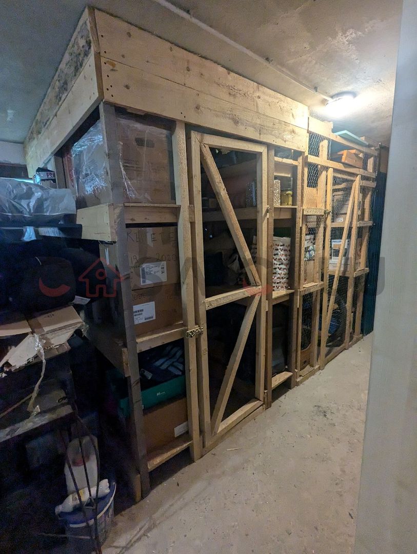 La cheie, cu doua locuri de parcare, ferit de agitatie si aglomeratie - Poză 13