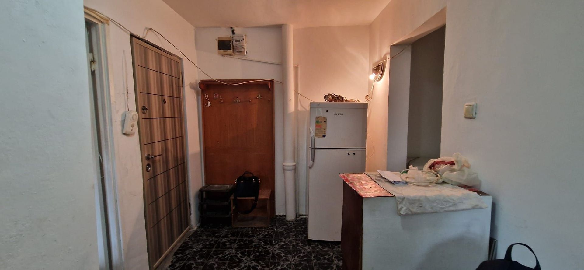 Apartament 2 camere Dec 47 mp Podul de Fier 99000 euro - Poză 6