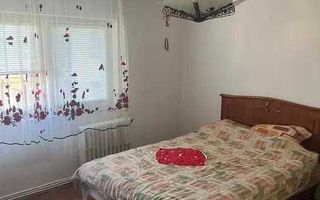 BRASADAS vinde ap 2 cam etaj 3/4 Micro 17.2 camere - Poză 1