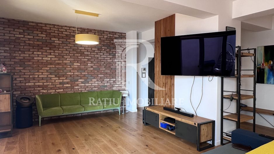 Penthouse cu Design Eclectic | Central | Panoramă Unică | Oradea - Poză 3