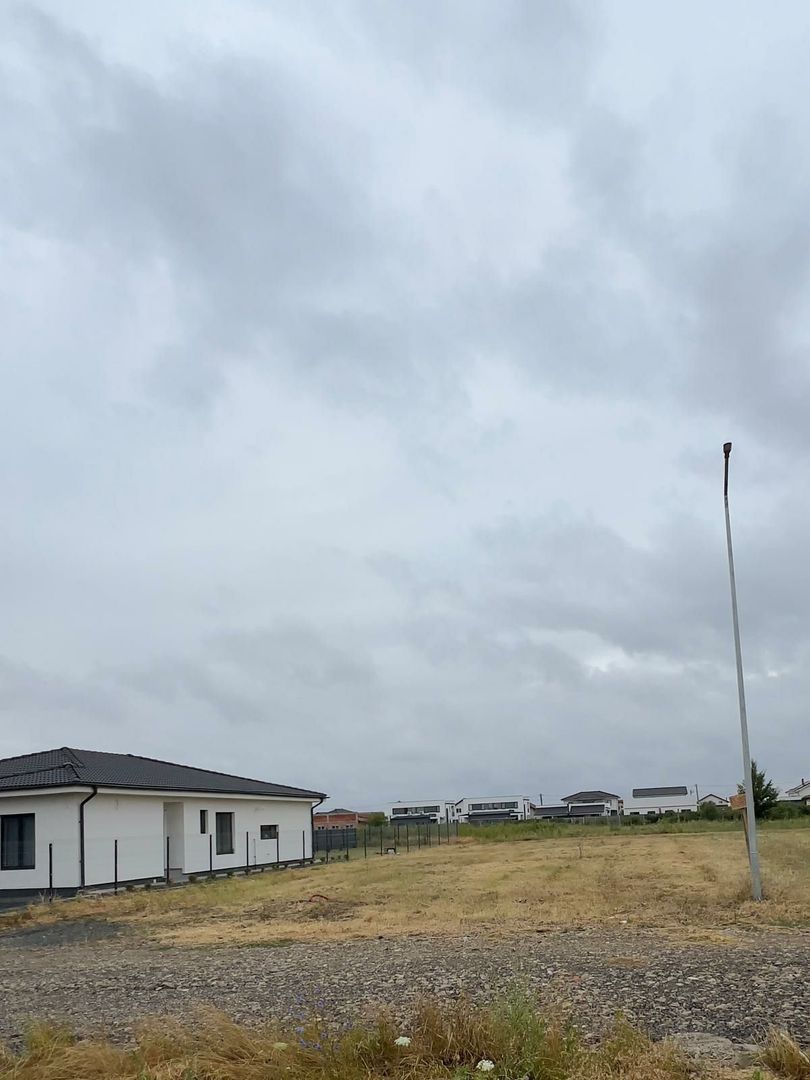 COMISION 0% | Teren Intravilan in Mosnita Veche | Utilitati | Urbanism - Poză 2