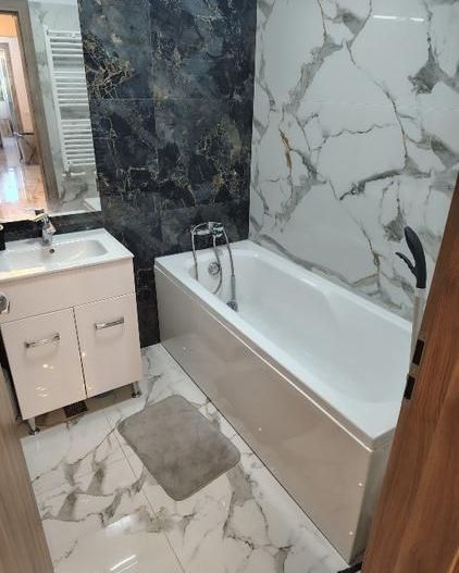 Vanzare apartament 3 camere 87,7 mp, 2 băi, parcare privată, etaj 1, bloc 2022 - Poză 9