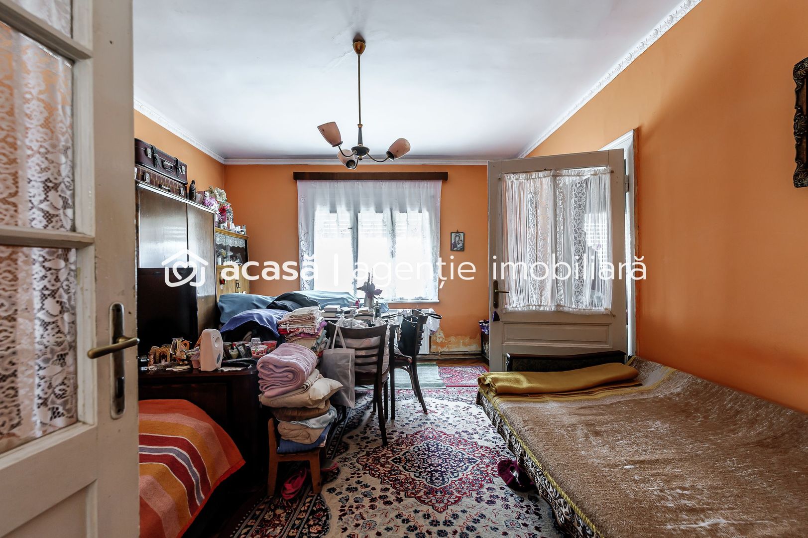 Ocazie Casa veche cu teren generos de 1095 mp in Parneava - Poză 6