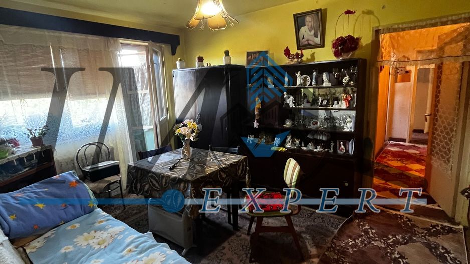 Apartament cu 4 camere de vânzare in Sebeș - Poză 1