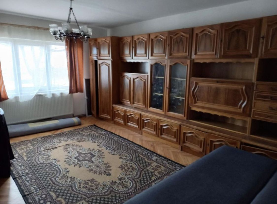 Apartament 2 camere, Carpati 2, str Fantanele - Poză 2