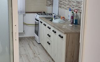 închiriez apartament - Poză 6