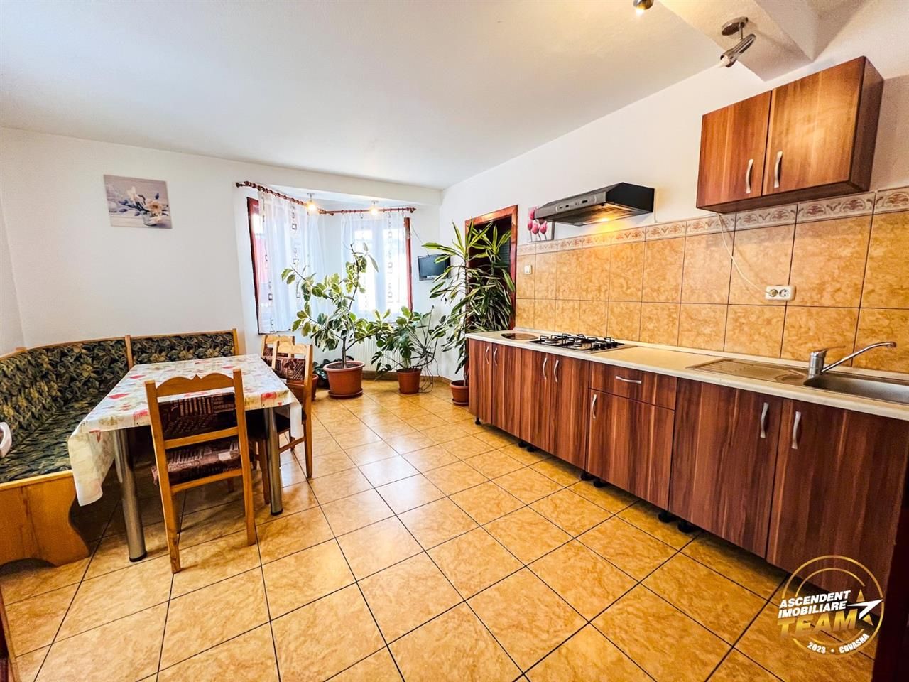 Pensiune in decor fermecator, loc de istorie si legenda, Moieciu de Jos, Bran - Poză 49
