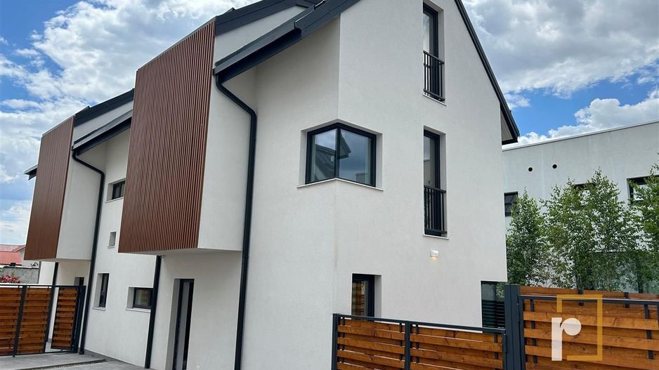Vila duplex |  5 camere | Straulesti - Poză 1