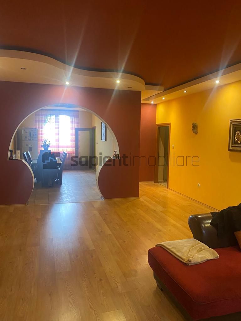 CASA DE VANZARE - SUPER PRET - Poză 4