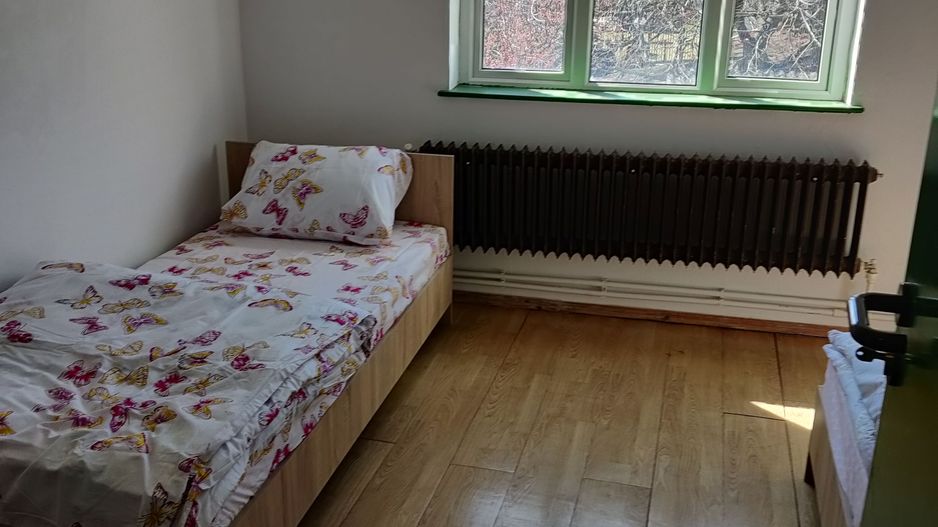 IDEAL PENTRU GRADINITA/SCOALA /AZIL BATRANI / ORFELINAT - Poză 11