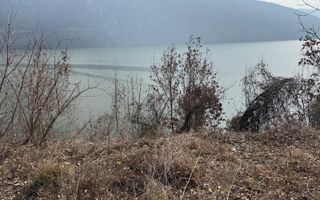 Teren intravilan Dubova - la Dunare - Poză 8