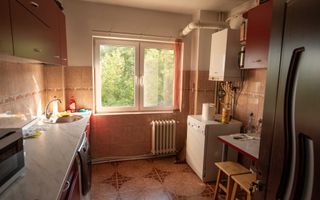 Apartament decomandat cu 3 camere în Podu Roș, Iași - 67,52 m², etaj 3/7 - Poză 2