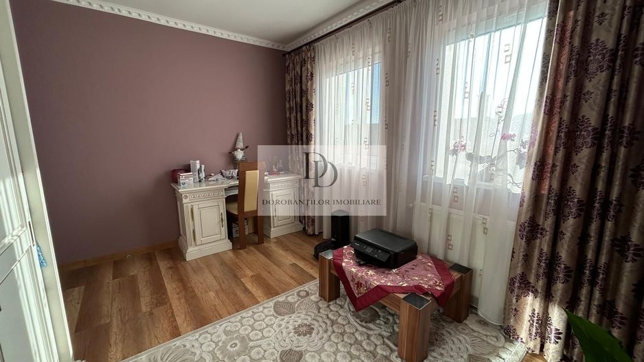 Apartament 4 camere singur pe nivel + 50 mp Pod + 2 Parcari | Oașului - Poză 10