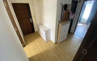 Apartament 3 camere bloc 1984, Moinesti, Gorjului, Militari - Poză 8