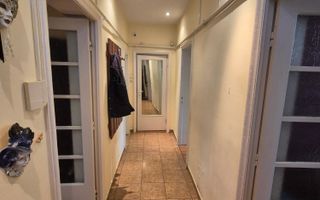 Vand casa 2 camere Moroasa - Poză 8