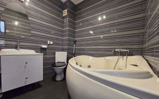 Apartament spațios, 3 camere pe două niveluri, zona Florilor, Florești - Poză 6