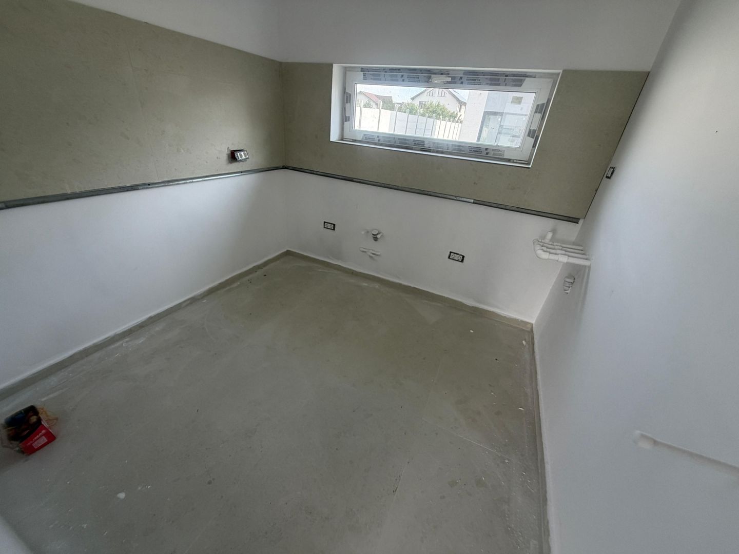 CASA SINGULARA - 4 CAMERE, TOATE UTILITATILE, TEREN 400 MP, COMIS 0% - Poză 8