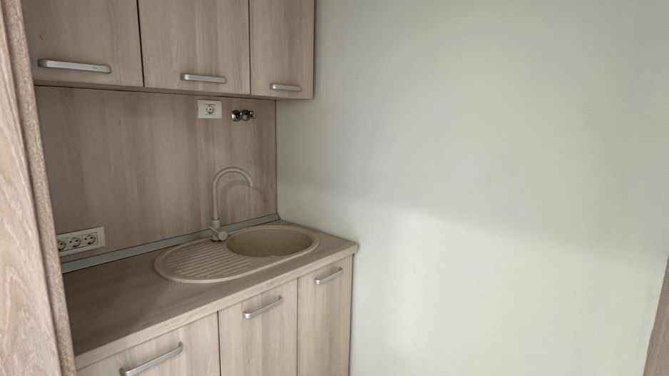Spatii de birouri Ultracentral suprafață  de 34 mp - Poză 6