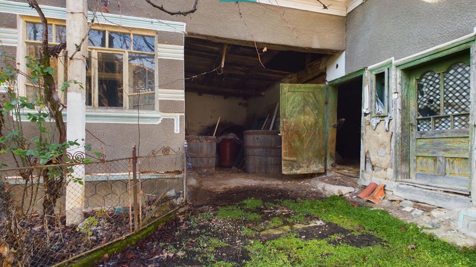 Casă de vacanță de vânzare în Tauț - Poză 12