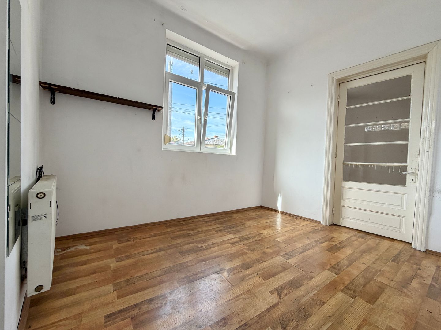 Parte de casă cu 3 camere, curte proprie și teren – Str. Ion Baiulescu - Poză 12