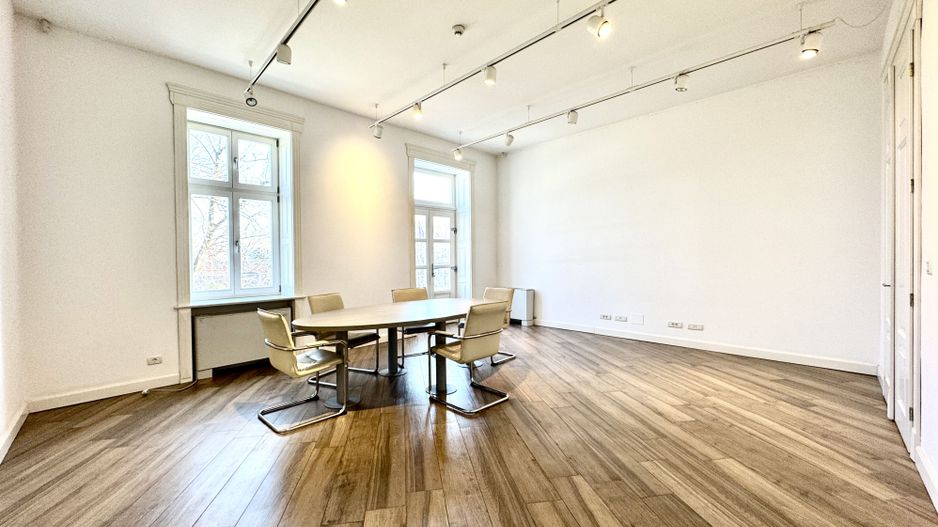 Spațiu Birou - Imobil complet renovat - Poză 10