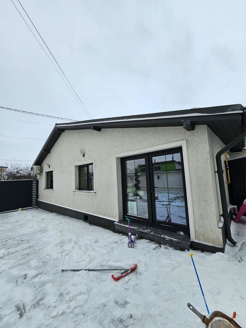 Casă / Vilă cu 5 camere de vânzare în Craiova - Poză 3