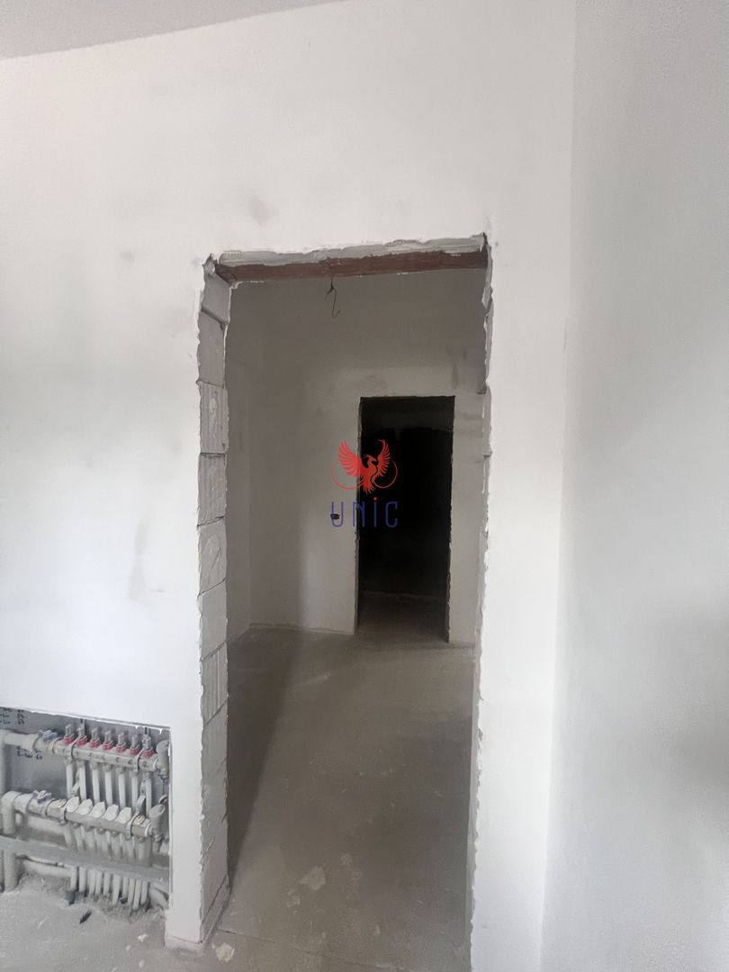 apartament bliateral, decomandat, zona centrala - Poză 16