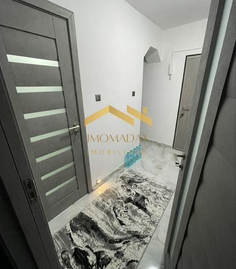 -Apartament 3 camere- renovat- Dacia - - Poză 2