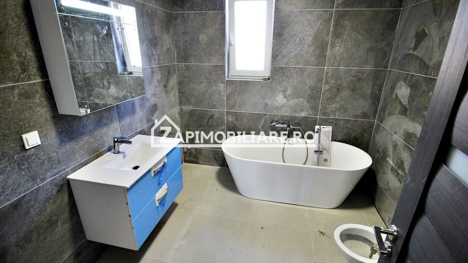 Casa 4 camere la cheie,130 mp,500 mp teren,cartier Unirii - Poză 7
