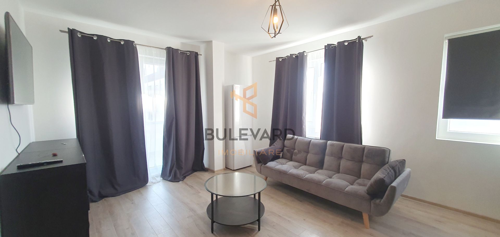 Apartament cu 3 camere si parcare subterana, Zona BMW! - Poză 1