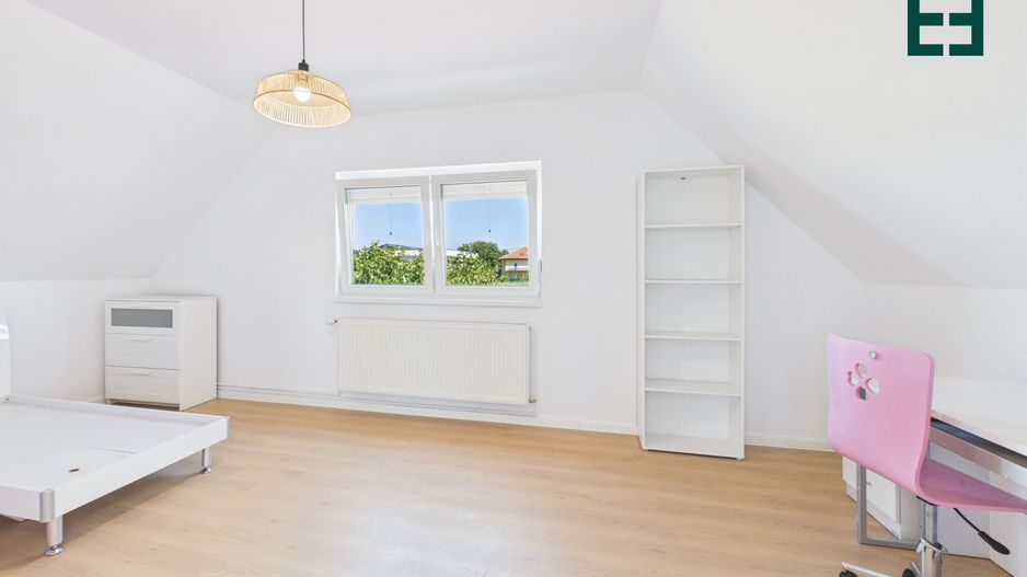 Casă cu 5 camere - Zona Dumbrăvița - Timișoara - Poză 26