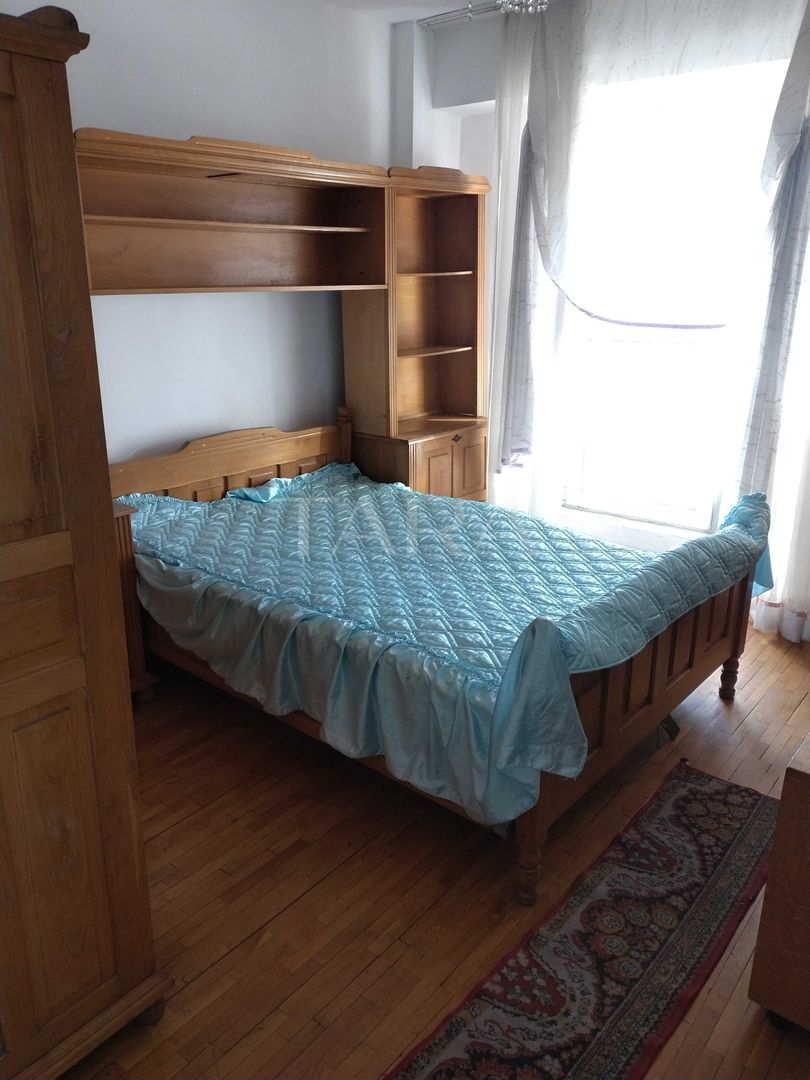 Apartament spațios, central, ideal pentru familie sau investiție! - Poză 5