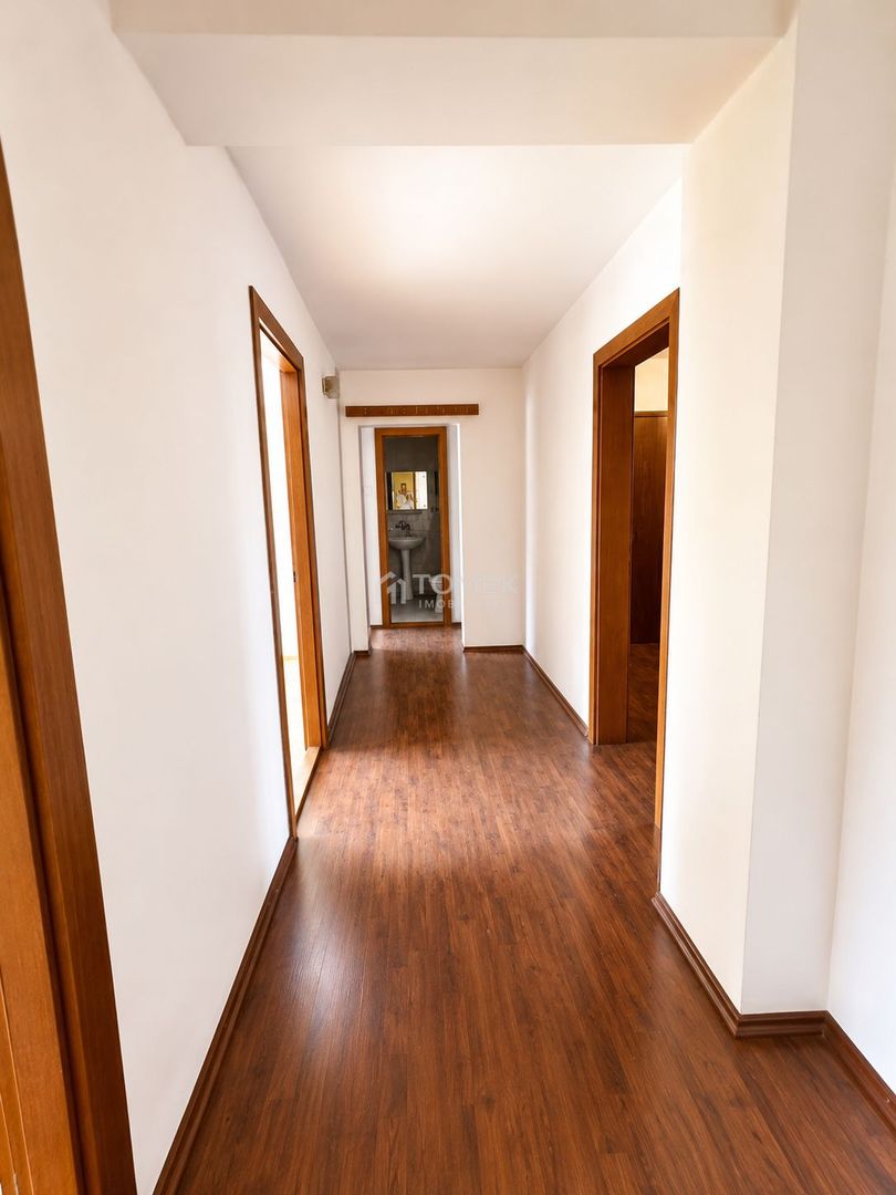 Apartament 4 camere suprafata mare zona Scriitorilor Brasov - Poză 3