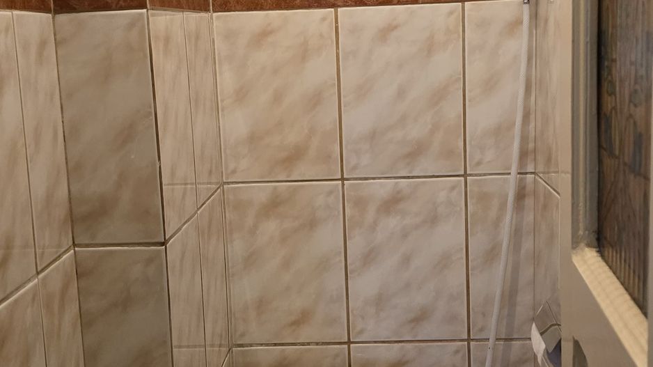 Apartament 3 camere decomandat  Hala Traian - Poză 2